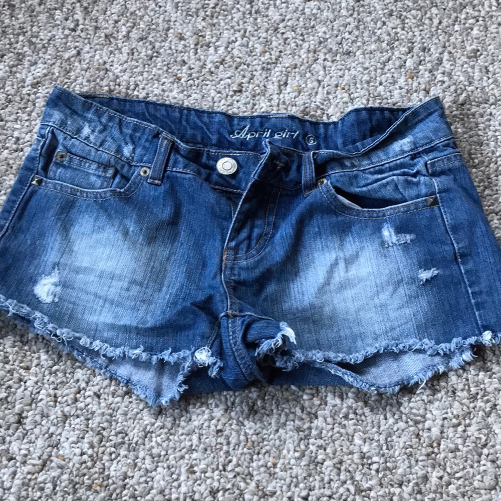 April Girl Jean shorts size 5 juniors